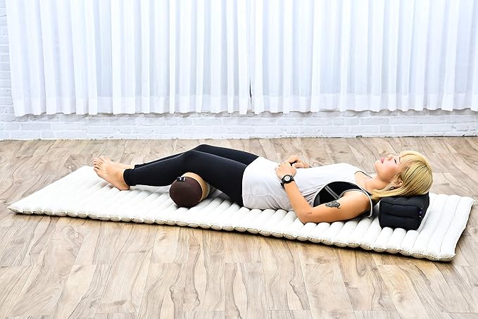 Leewadee Small Yoga Bolster – Shape-Retaining Cervical Neck Roll, Tube Pillow for Comfortable Reading, Kapok Filling, 22 x 6 x 6 inches-FlexoryFit