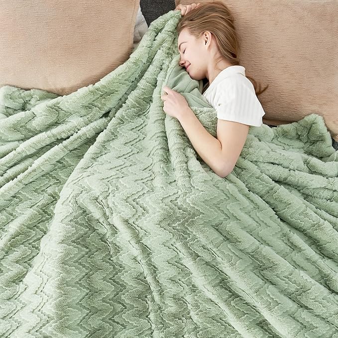 Cozy Bliss Faux Fur Throw Blanket for Couch - Soft Fuzzy Cozy Throw Gift Blankets for Women,Sage Green Boho Blanket for Sofa Bedroom Living Room.50 * 60 Inches