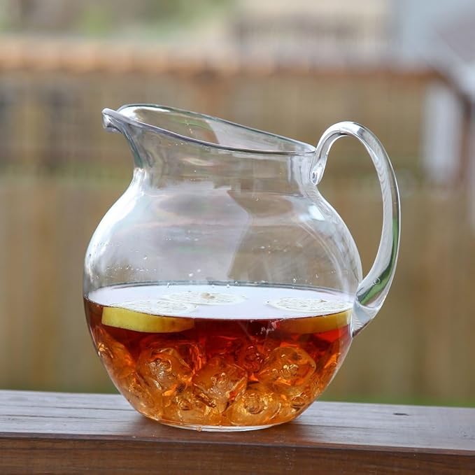 Lily's Home Shatterproof Plastic Pitcher, the Large Capacity Makes it Excellent for Parties (2 Pack - 100 oz)