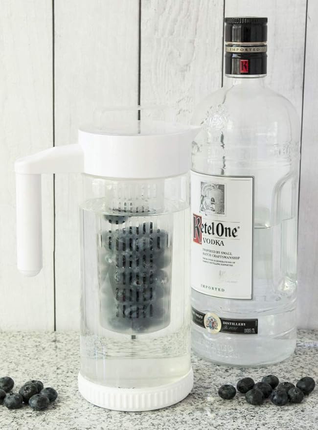 Premium Glass Water Pitcher with Fruit Infuser | BPA Free Borosilcate Glass Infuser Pitcher with Lid | Enjoy Infusing Hot + Cold Tea, Coffee, Water, Juice, Vodka, Tequila - White 44 oz - Cestari.