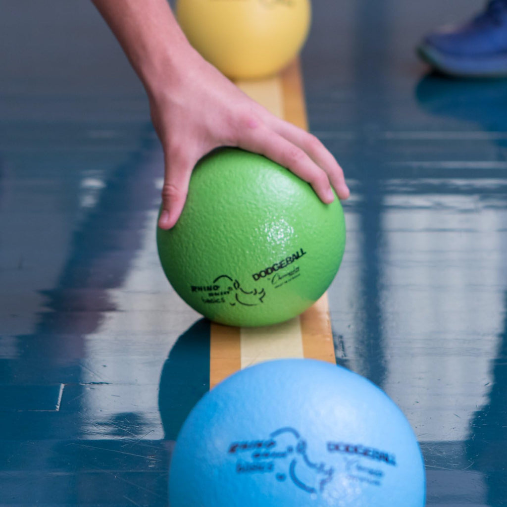 Champion Sports Rhino Skin Dodgeball Set – 6 Soft Foam Dodgeballs with Tear-Resistant Coating, Grip Surface, Low Bounce, Mesh Bag, Indoor & Outdoor Playground or PE Class Ball Set – 6” or 7”