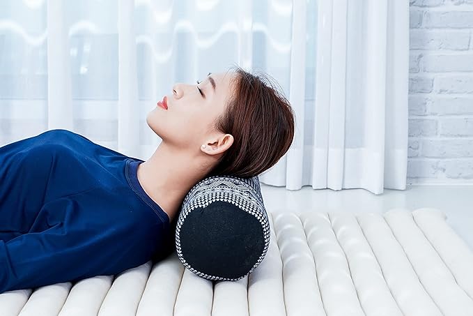 Leewadee Small Yoga Bolster – Shape-Retaining Cervical Neck Roll, Tube Pillow for Comfortable Reading, Kapok Filling, 22 x 6 x 6 inches-FlexoryFit