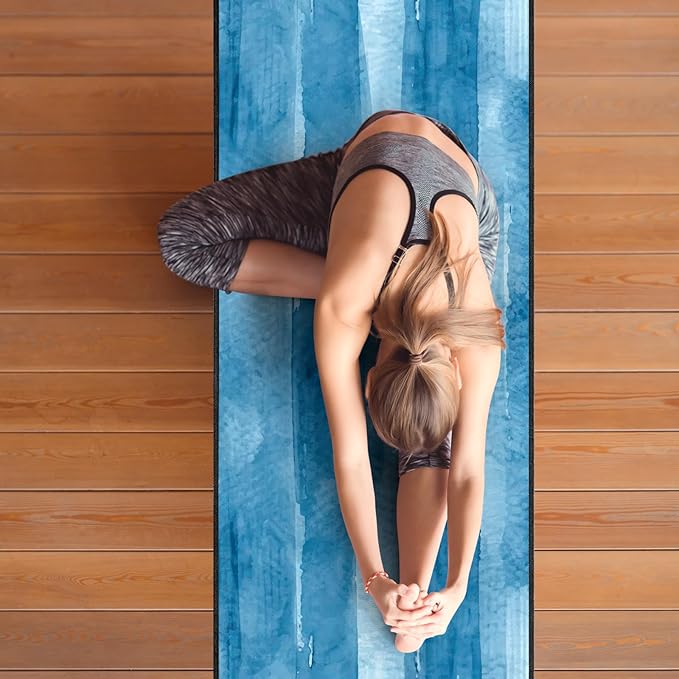 QiyI Yoga Mat Towel with Corner Pockets, Non Slip Sweat Absorbent Hot Yoga Towels, Soft Yoga Blankets with Travel Bag, Skidless Mat Cover for Workout, Gym, Fitness - 70"x26", Blue Tie Dye-FlexoryFit