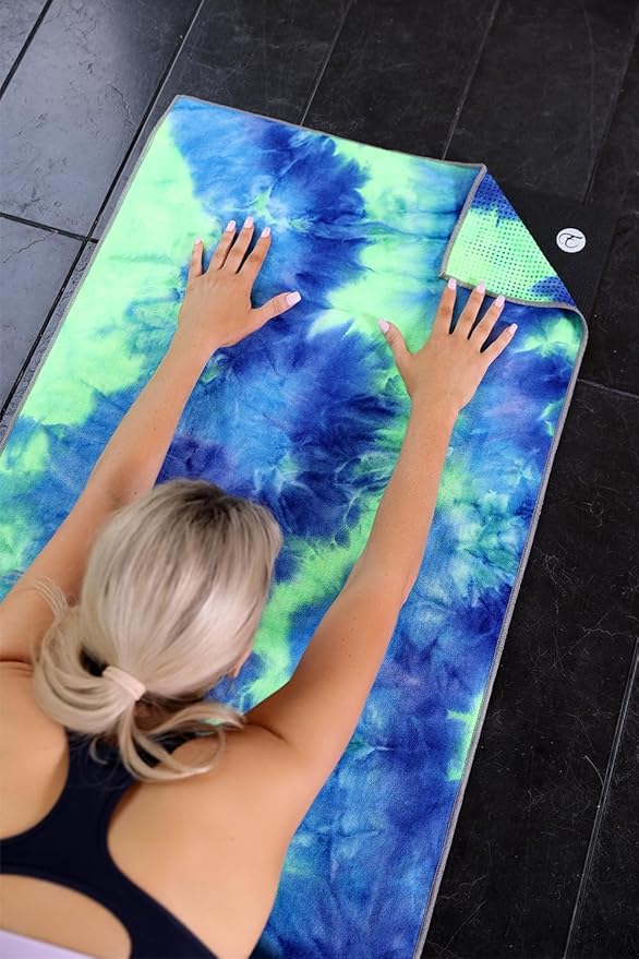 Eunzel Yoga Towel,Hot Yoga Mat Towel with Grip Dots Sweat Absorbent Non-Slip for Hot Yoga, Pilates and Workout 24" x72", Green & Blue-FlexoryFit
