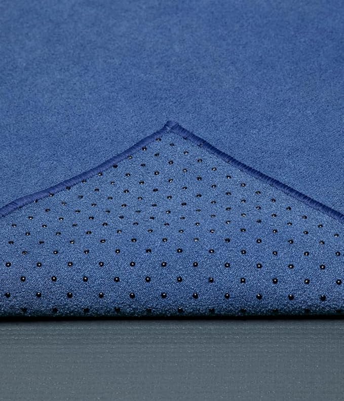 Manduka Yogitoes Yoga Towel – Rubber Grip Dots Non-Slip Bottom, Quick Dry Fitness Towel for Hot Yoga, Pilates, Exercise-FlexoryFit