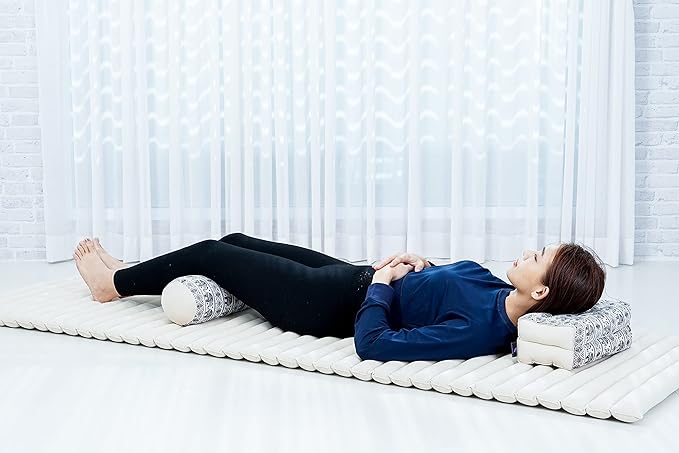 Leewadee Small Yoga Bolster – Shape-Retaining Cervical Neck Roll, Tube Pillow for Comfortable Reading, Kapok Filling, 22 x 6 x 6 inches-FlexoryFit