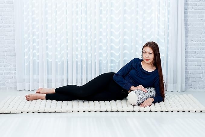 Leewadee Small Yoga Bolster – Shape-Retaining Cervical Neck Roll, Tube Pillow for Comfortable Reading, Kapok Filling, 22 x 6 x 6 inches-FlexoryFit