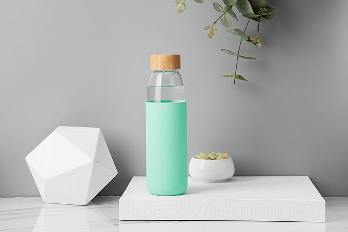 veegoal 25 Oz Borosilicate Glass Water Bottles with Bamboo Lid, BPA-FREE, Non-Slip Silicone Sleeve, and Stainless Steel Leak Proof Lid - Reusable Glass Bottle for Men and Women