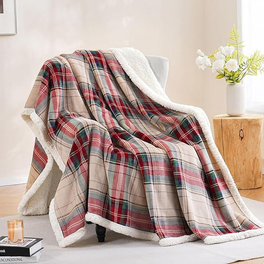 PU MEI Sherpa Fleece Throw Blanket 80" x 90" Reversible Plush Fluffy Large Big Blanket Lattice Flannel Blankets for All Season Use, Chrismas Red