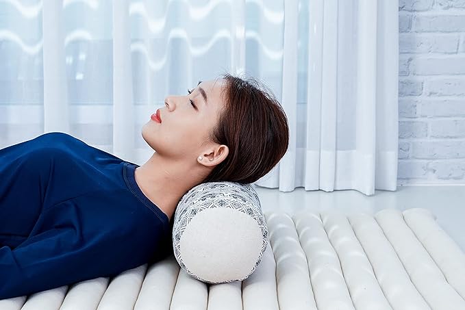Leewadee Small Yoga Bolster – Shape-Retaining Cervical Neck Roll, Tube Pillow for Comfortable Reading, Kapok Filling, 22 x 6 x 6 inches-FlexoryFit