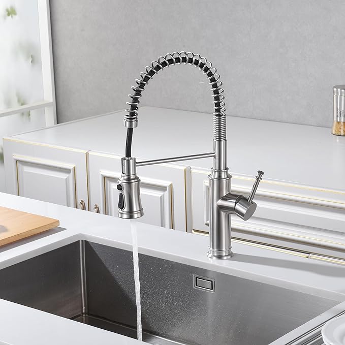 Sumerain Pull-Out Spring Sprayer Kitchen Sink Faucet with 360° Rotating Spout and Single Level Handle, Brushed Nickel