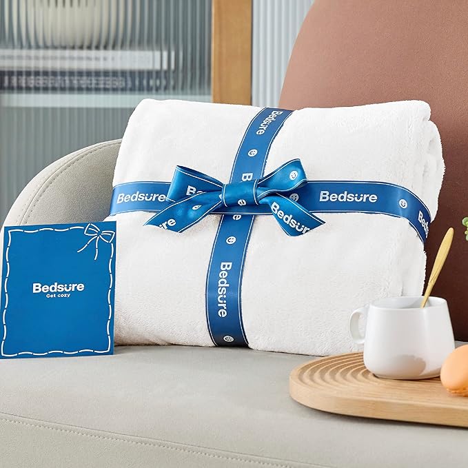 Bedsure Fleece Bed Blankets Full Size White - Soft Lightweight Plush Fuzzy Cozy Luxury Blanket Microfiber, 84x90 inches