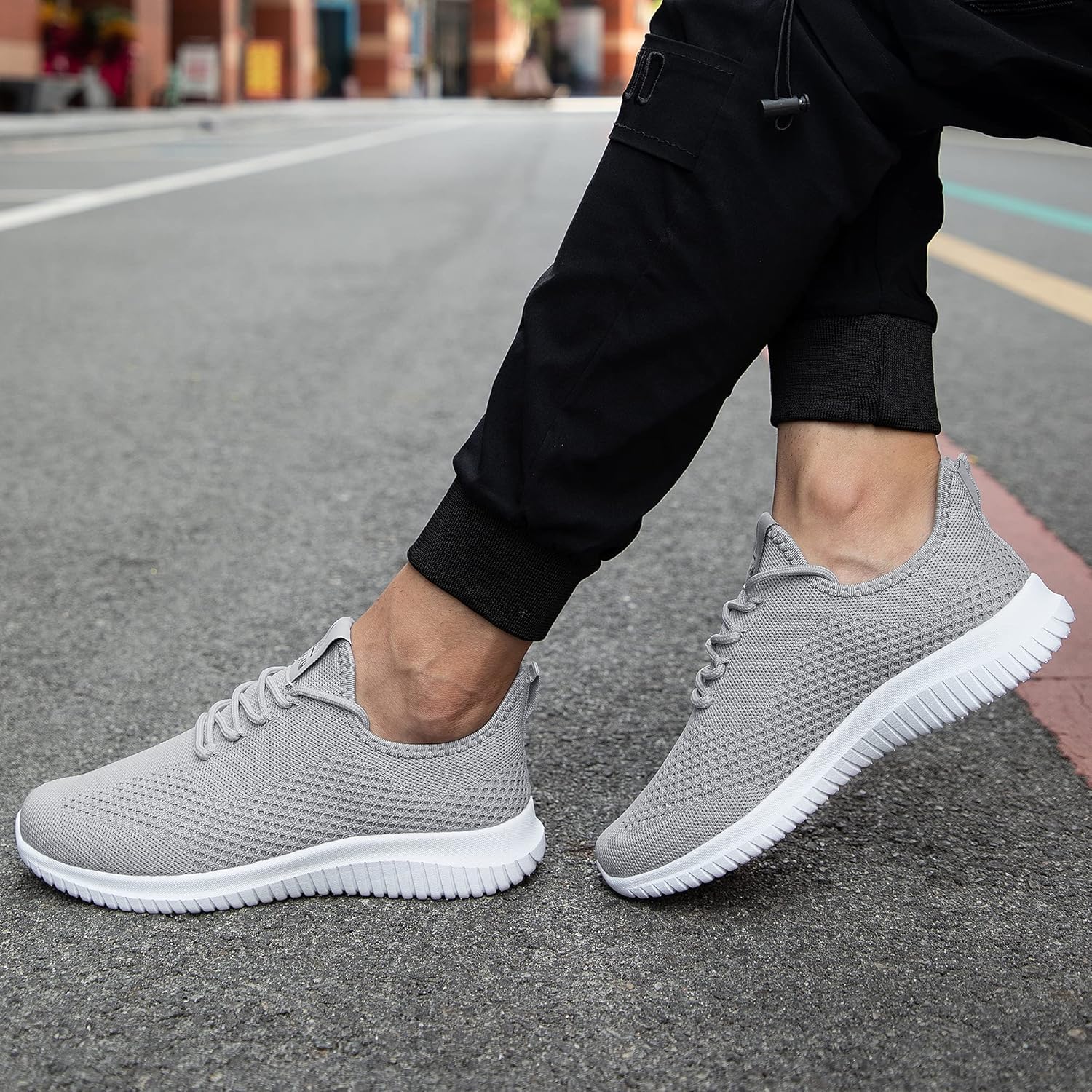 VAMJAM Men's Running Shoes Ultra Lightweight Breathable Walking Shoes Non Slip Athletic Fashion Sneakers Mesh Workout Casual Sports Shoes
