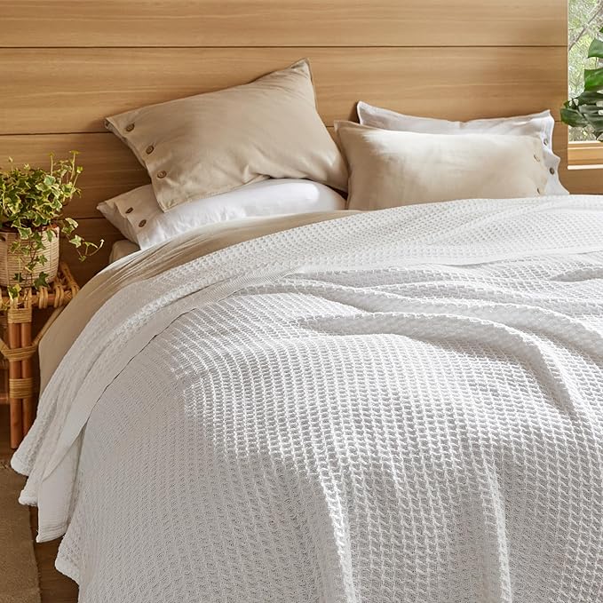 Bedsure 100% Cotton Blanket King Size for Bed - Breathable and Soft, Waffle Weave Blanket for Summer, Thick Cozy Fall Blankets for Women Gift, White, 104x90 inches