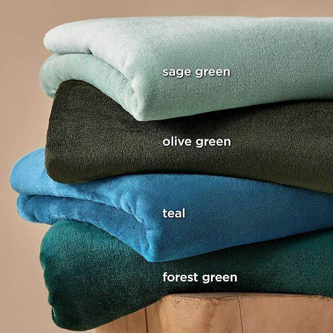 Bedsure Fleece Blanket California King Sage Green - Lightweight Plush Fuzzy Cozy Soft Bed Blankets, 102x96 inches