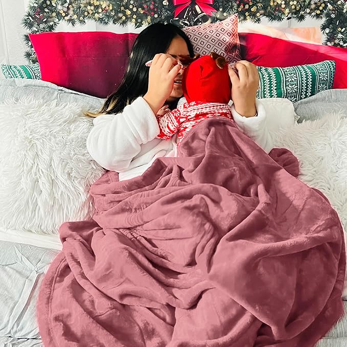 Bedsure Fleece Throw Blanket for Couch Rose Pink - Lightweight Plush Fuzzy Cozy Soft Blankets and Throws for Sofa, 50x70 inches