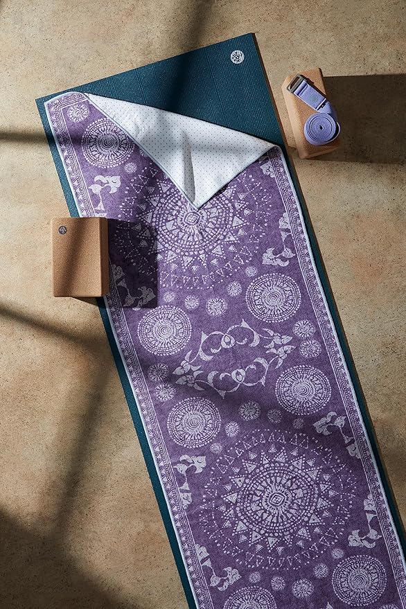 Manduka Yogitoes Yoga Towel – Rubber Grip Dots Non-Slip Bottom, Quick Dry Fitness Towel for Hot Yoga, Pilates, Exercise-FlexoryFit